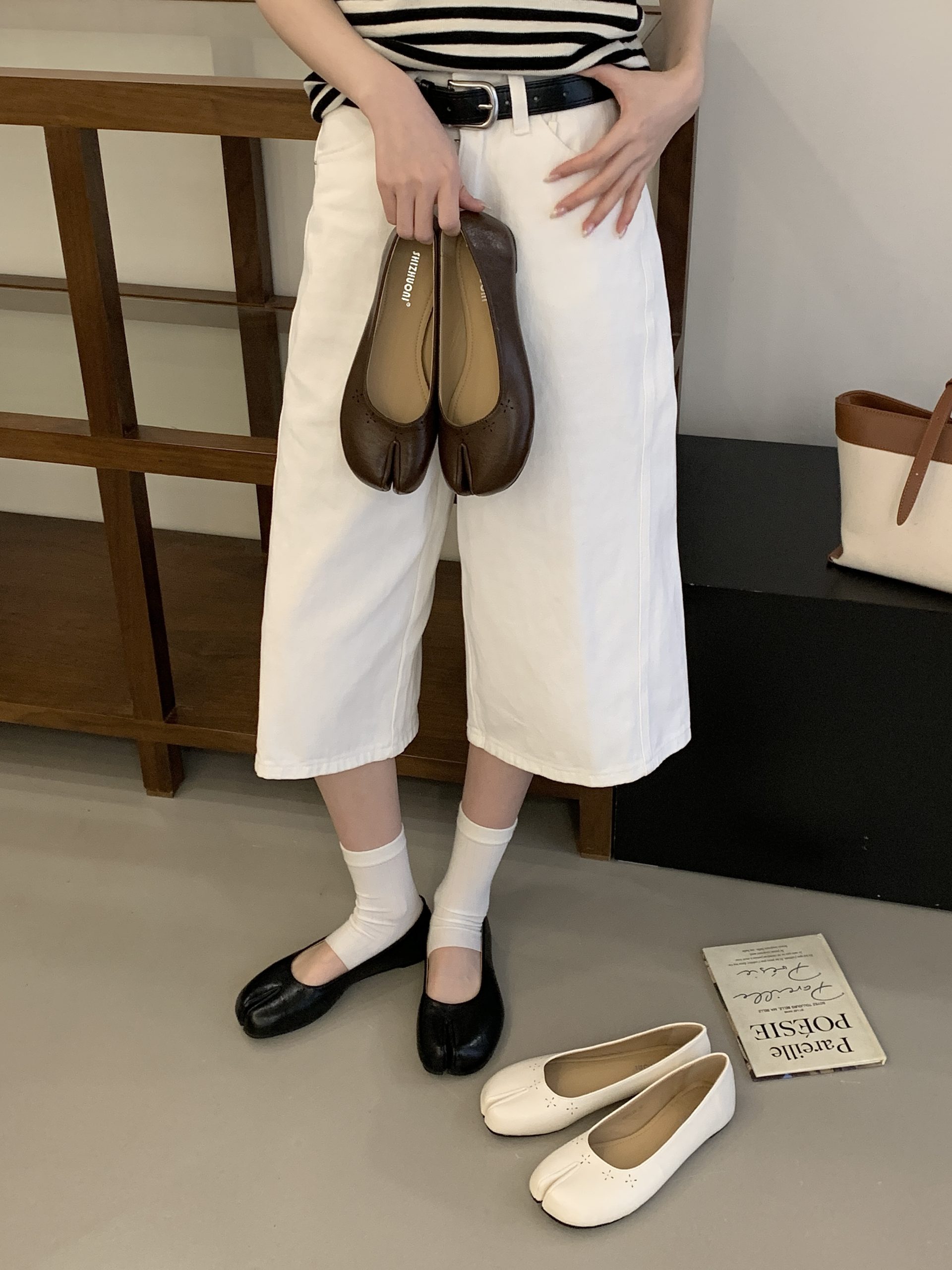 Korean Style Soft Leather Split Toe Women's Shoes 2026 Summer New Flat Low Top Slip On Shoes